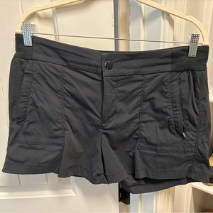 Athleta Trekkie shorts